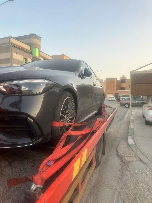  نقدم لكم خدمه سريعه وممتازه في خدمه النقل